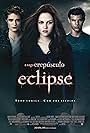 Kristen Stewart, Taylor Lautner, and Robert Pattinson in A Saga Crepúsculo: Eclipse (2010)