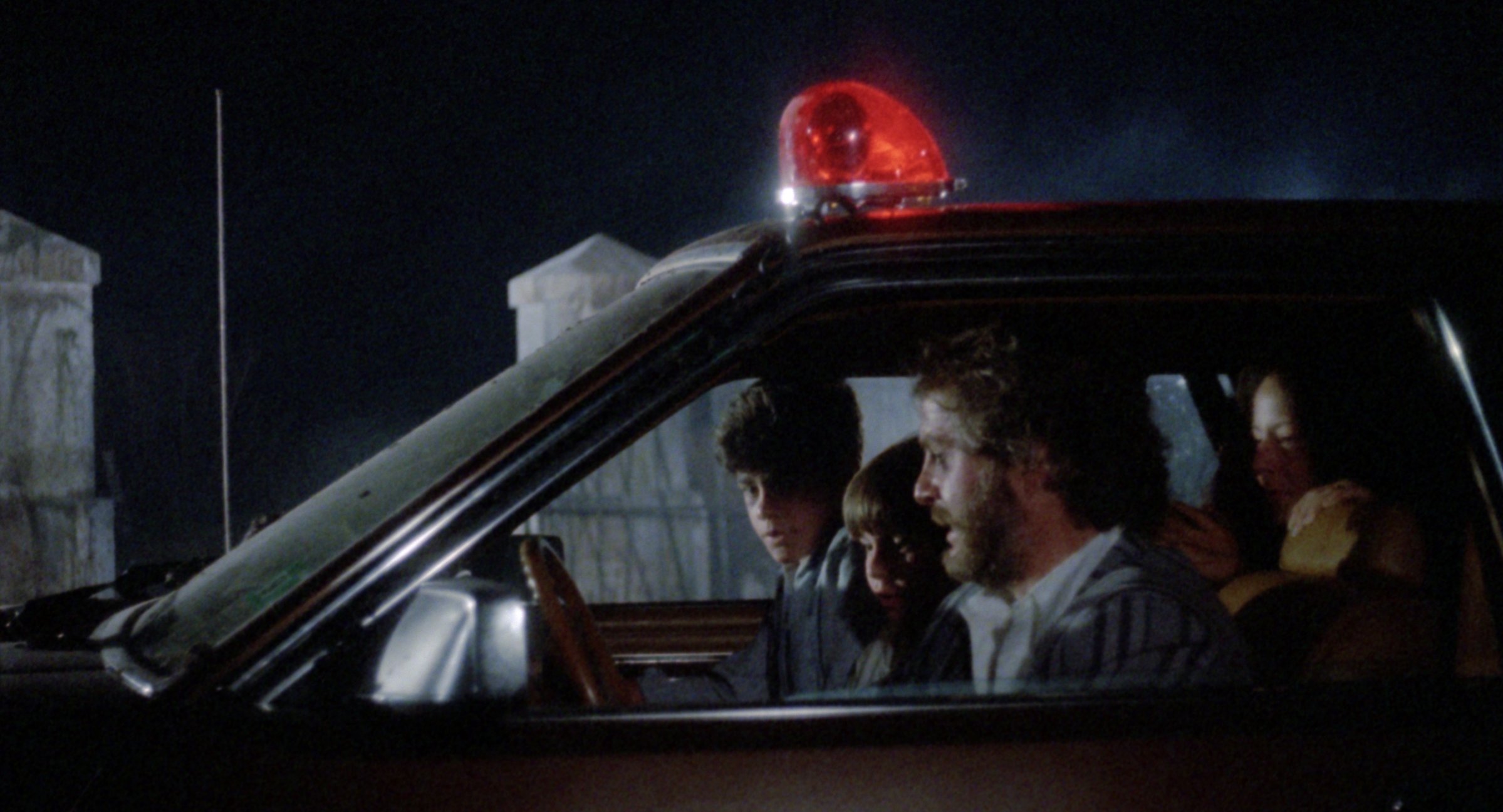 Eduardo Capetillo, María Rebeca, César Adrian Sanchez, Hugo Stiglitz, César Velasco, and Usi Velasco in Cemetery of Terror (1985)