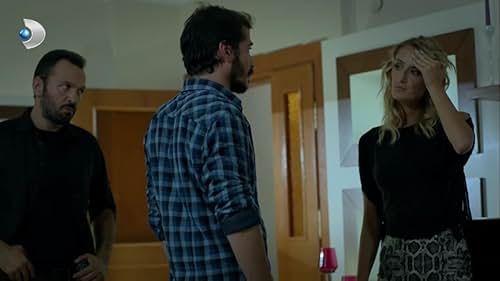 Ali Sunal, Cahit Gök, and Didem Soydan in Episode #1.11 (2013)