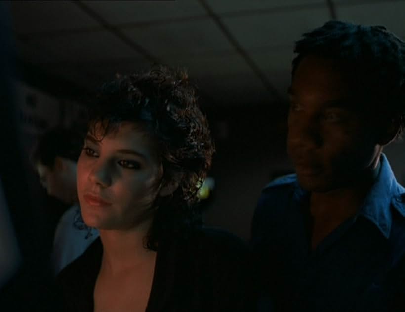 Liane Curtis and Joe Morton in The Brother from Another Planet (1984)