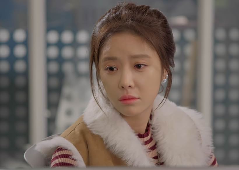 Hwang Jeong-eum in She Was Pretty (2015)