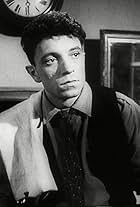 Aleksandr Gordon in The Killers (1956)