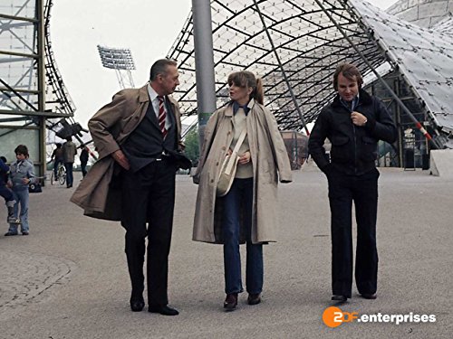 Monika Gabriel, Horst Tappert, and Fritz Wepper in Derrick (1974)