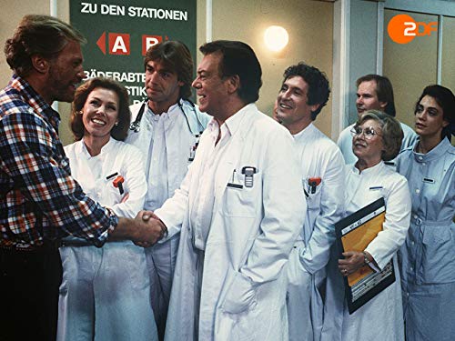 Eva Maria Bauer, Volker Brandt, Gaby Dohm, Sascha Hehn, Christian Kohlund, Barbara Wussow, and Klausjürgen Wussow in The Black Forest Hospital (1985)