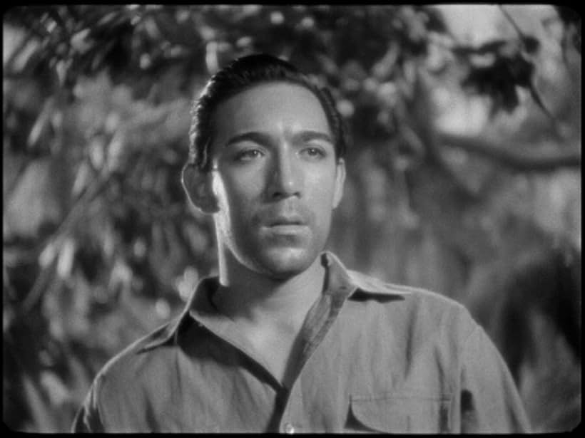 Anthony Quinn in Island of Lost Men (1939)