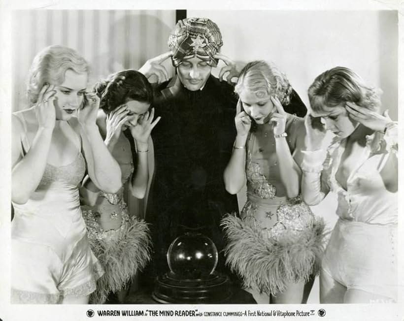 Loretta Andrews, Constance Cummings, Mayo Methot, Ruthelma Stevens, and Warren William in The Mind Reader (1933)