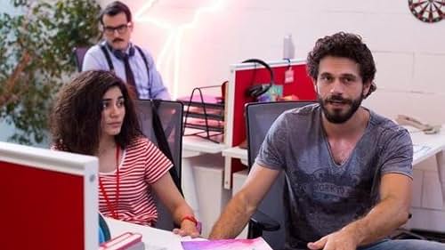 Zeynep Çamci, Yigit Kirazci, and Berk Yaygin in Seviyor Sevmiyor (2016)