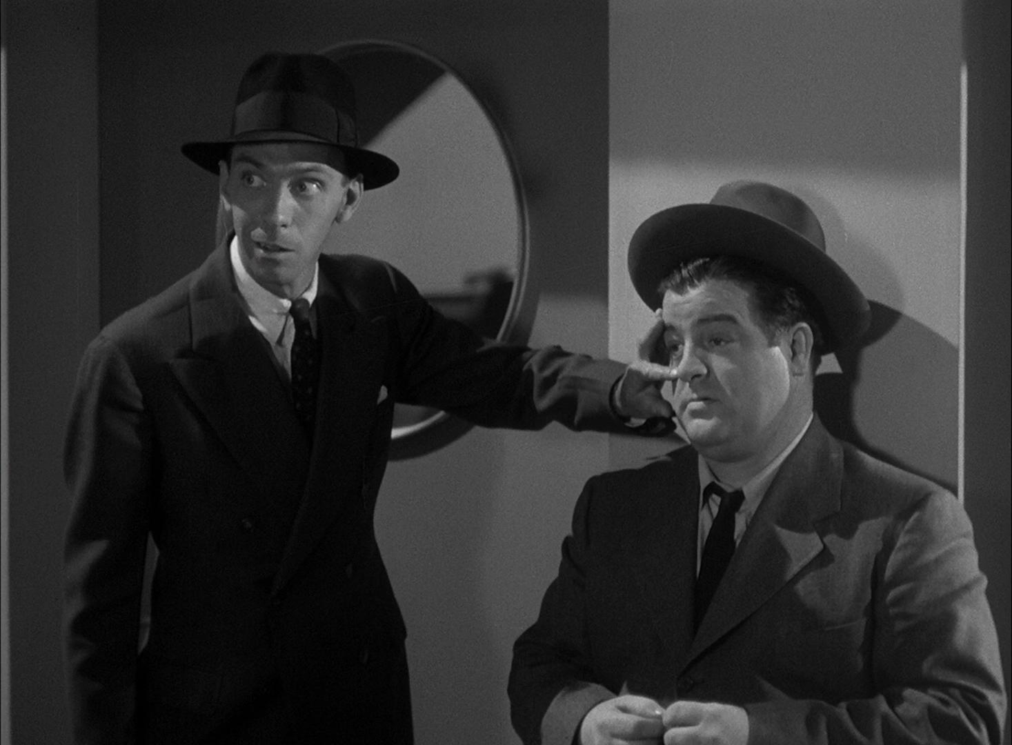 Lou Costello and Milton Parsons in Who Done It? (1942)