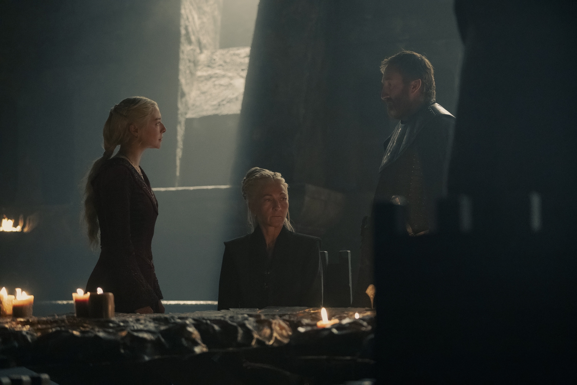 Eve Best, Jamie Kenna, and Emma D'Arcy in House of the Dragon (2022)