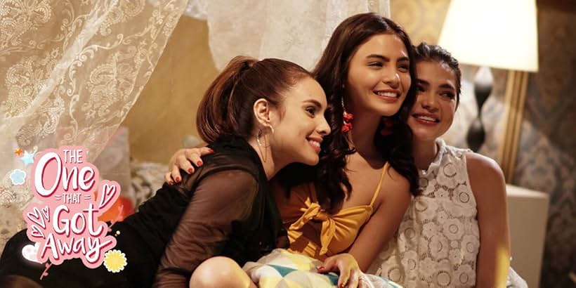 Rhian Ramos, Lovi Poe, and Max Collins in The One That Got Away (2018)