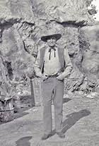 Gunsmoke (Alan Reynolds on the set)