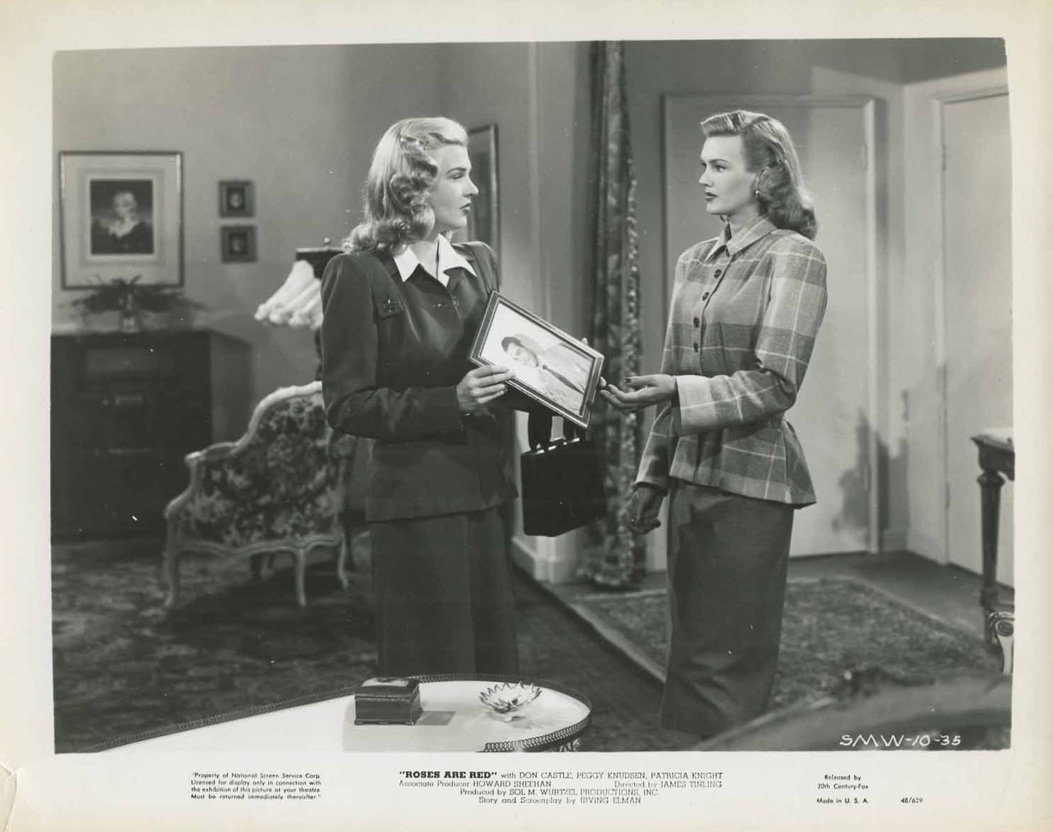 Patricia Knight and Peggy Knudsen in Roses Are Red (1947)