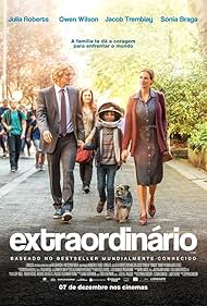 Julia Roberts, Owen Wilson, Izabela Vidovic, Jacob Tremblay, and Gidget in Extraordinário (2017)