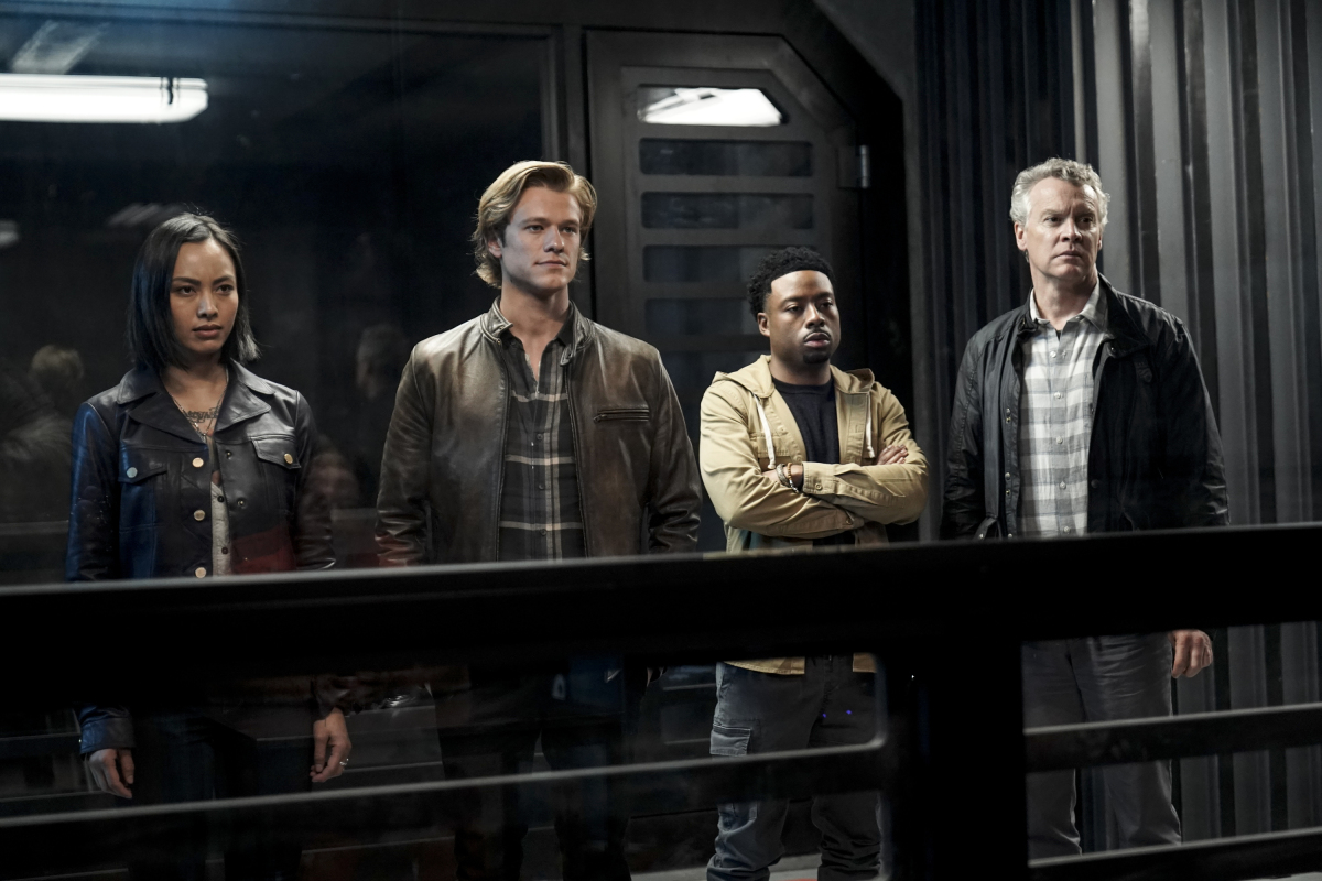 Tate Donovan, Lucas Till, Justin Hires, and Levy Tran in MacGyver (2016)