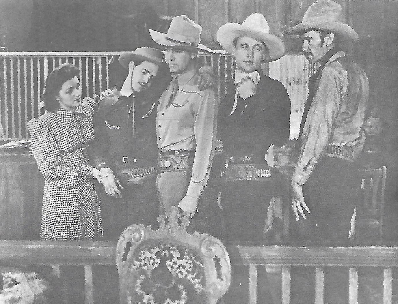 Mady Lawrence, James Martin, James Newill, Dave O'Brien, and Guy Wilkerson in The Pinto Bandit (1944)