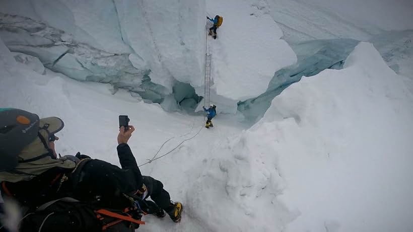 Aftershock: Everest and the Nepal Earthquake (2022)