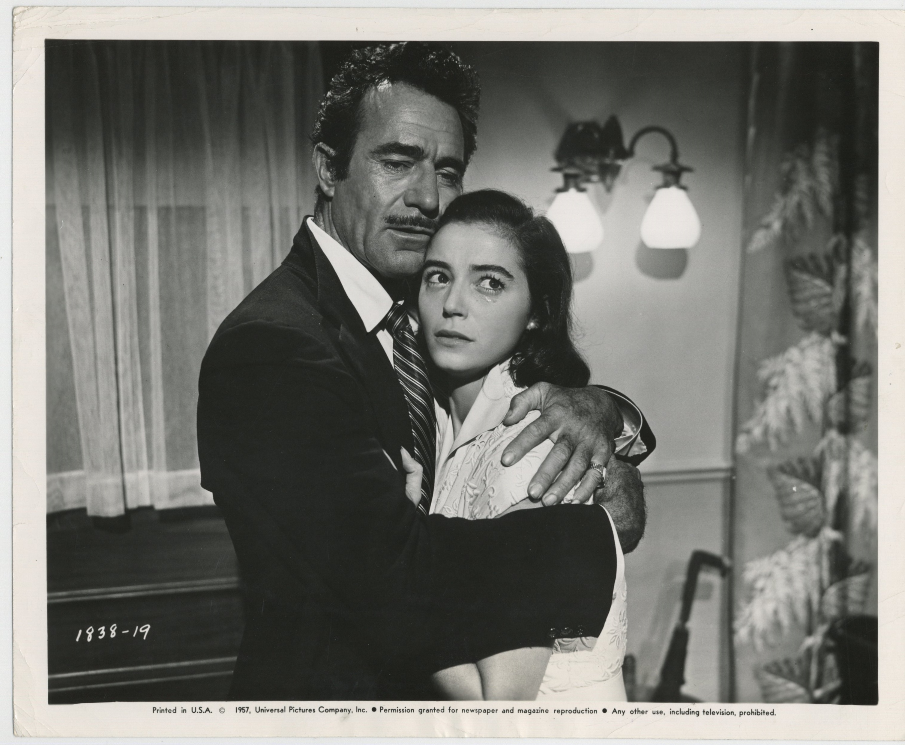 Marisa Pavan and Gilbert Roland in The Midnight Story (1957)