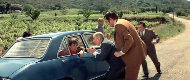 Louis de Funès, Michel Galabru, Guy Grosso, Jean Lefebvre, and Christian Marin in The Gendarme Takes Off (1970)