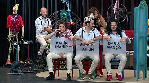 Doga Rutkay, Dilsah Demir, Aydin Sezgin, Giray Altinok, and Alper Baytekin in Buyur Burdan Bak (2015)