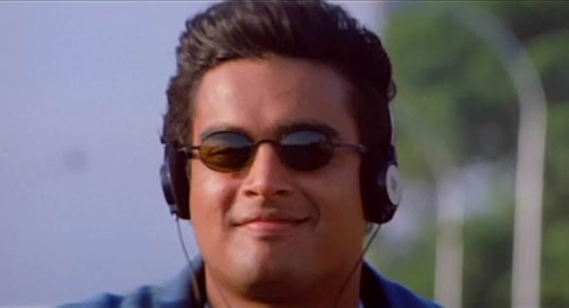 Madhavan in Alai Payuthey (2000)