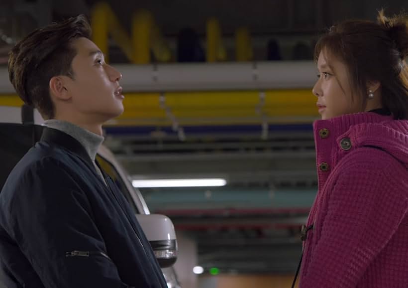 Hwang Jeong-eum and Park Seo-joon in She Was Pretty (2015)