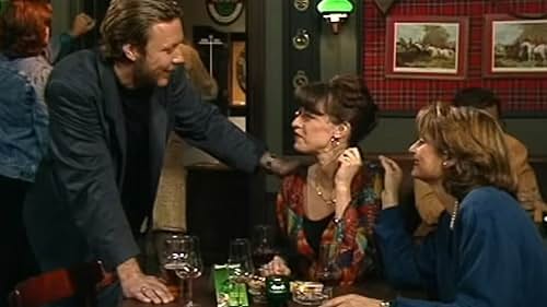 Mikael Persbrandt, Suzanne Reuter, and Charlott Strandberg in Farlig förbindelse (1994)