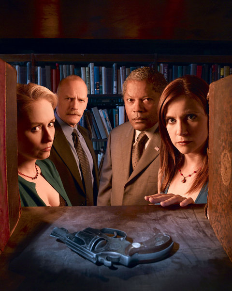 Kellie Martin, Casey Sander, Nina Siemaszko, and Clarence Williams III in Mystery Woman (2003)