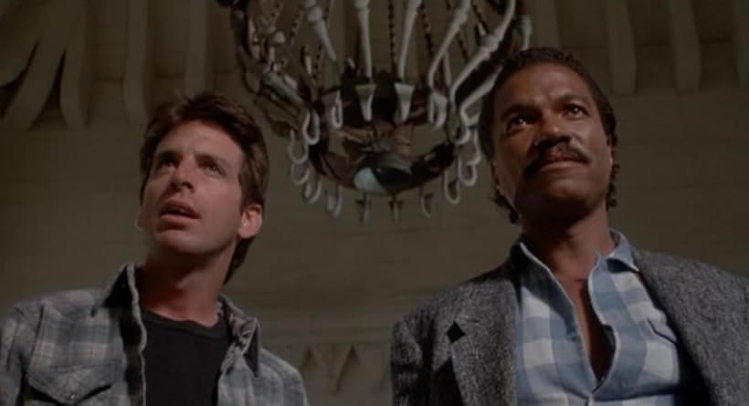 Robert Carradine and Billy Dee Williams in Number One with a Bullet (1987)