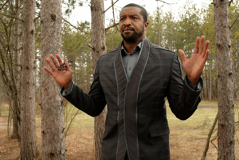 Roger Cross in Dark Matter (2015)