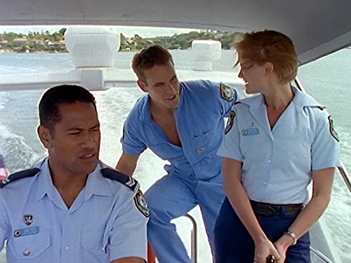 Raelee Hill, Aaron Jeffery, and Jay Laga'aia in Water Rats (1996)