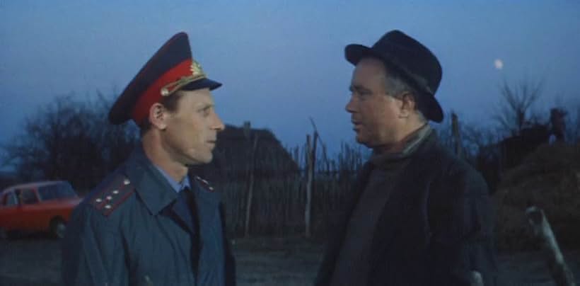 Yuriy Dubrovin and Gennadiy Lozhkin in Vdovy (1977)