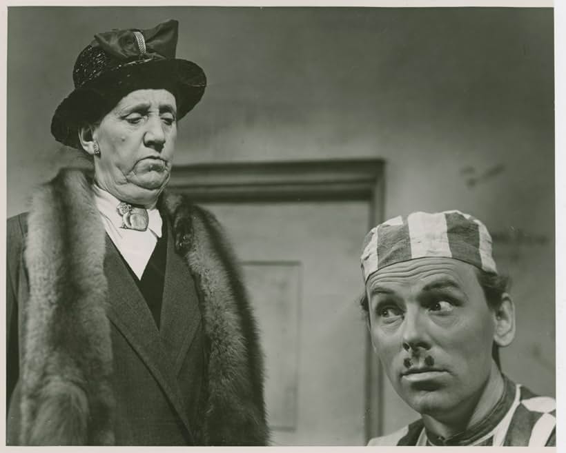 Julia Cæsar and Nils Poppe in Soldat Bom (1948)