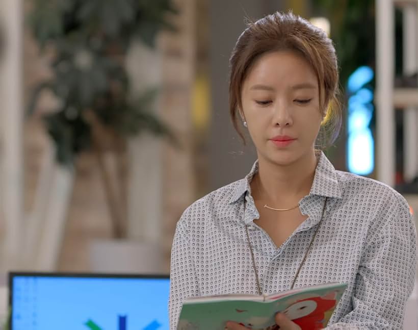 Hwang Jeong-eum in She Was Pretty (2015)