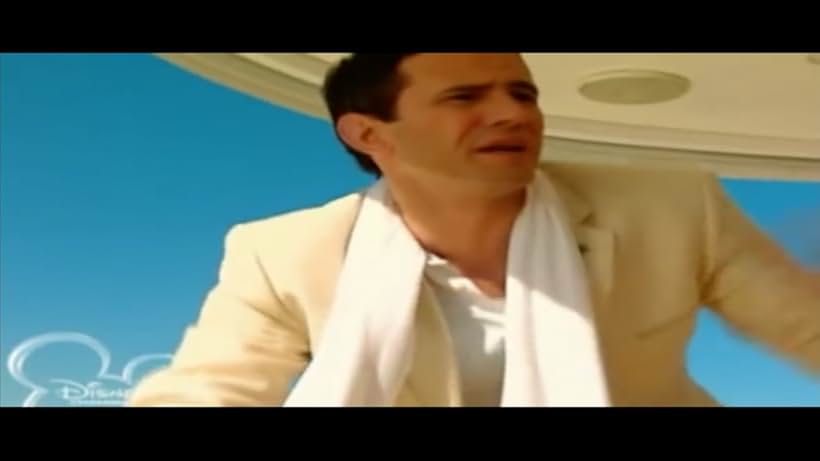 Andrea Ravera in "Nini" (2009)