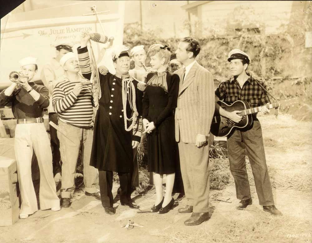 Lucille Ball, Spike Jones, Bert Lahr, Joe Ploski, Dick Powell, Ziggie Talent, and Spike Jones and His City Slickers in Meet the People (1944)