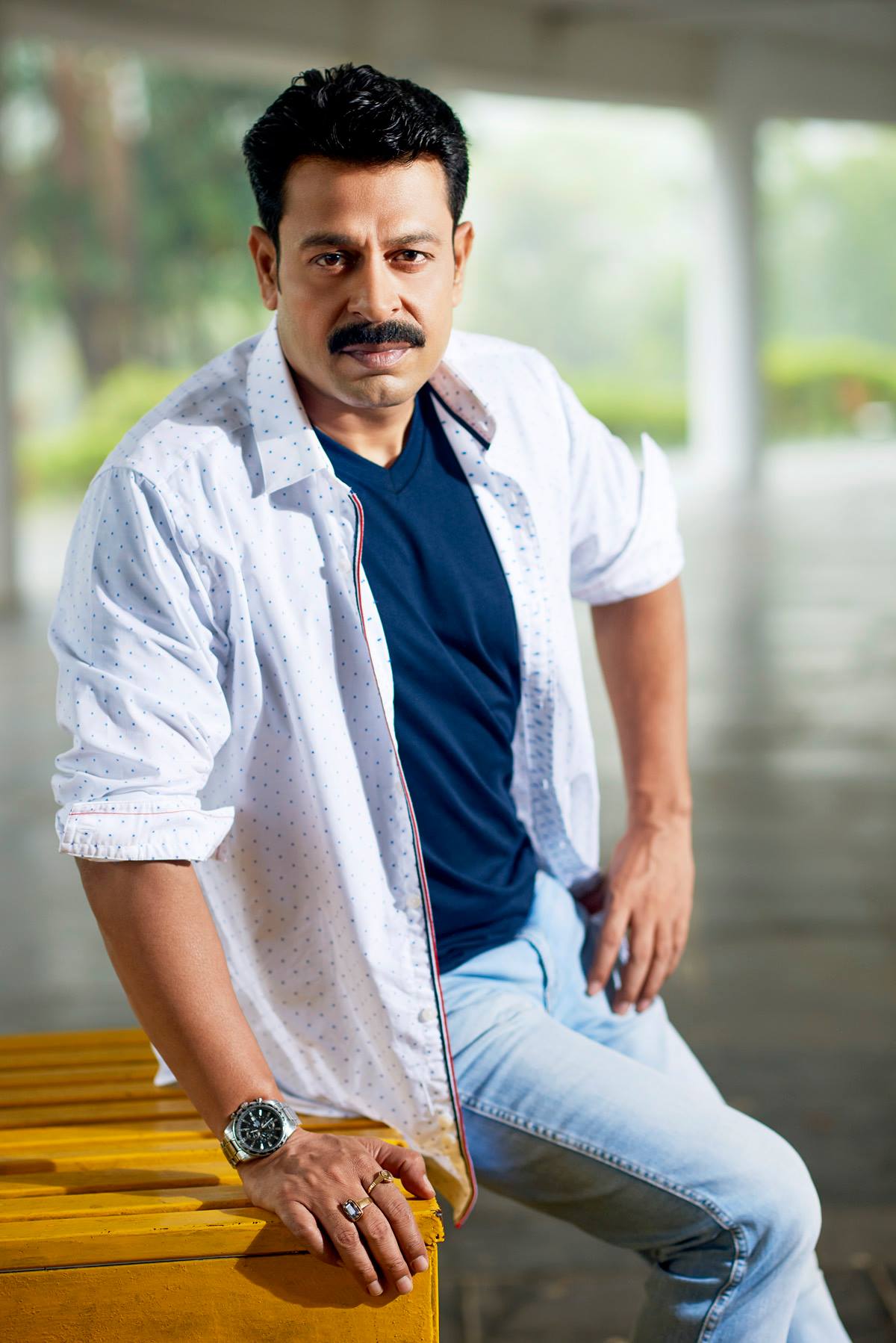 Pradeep Bajpai in 36 Farmhouse (2022)