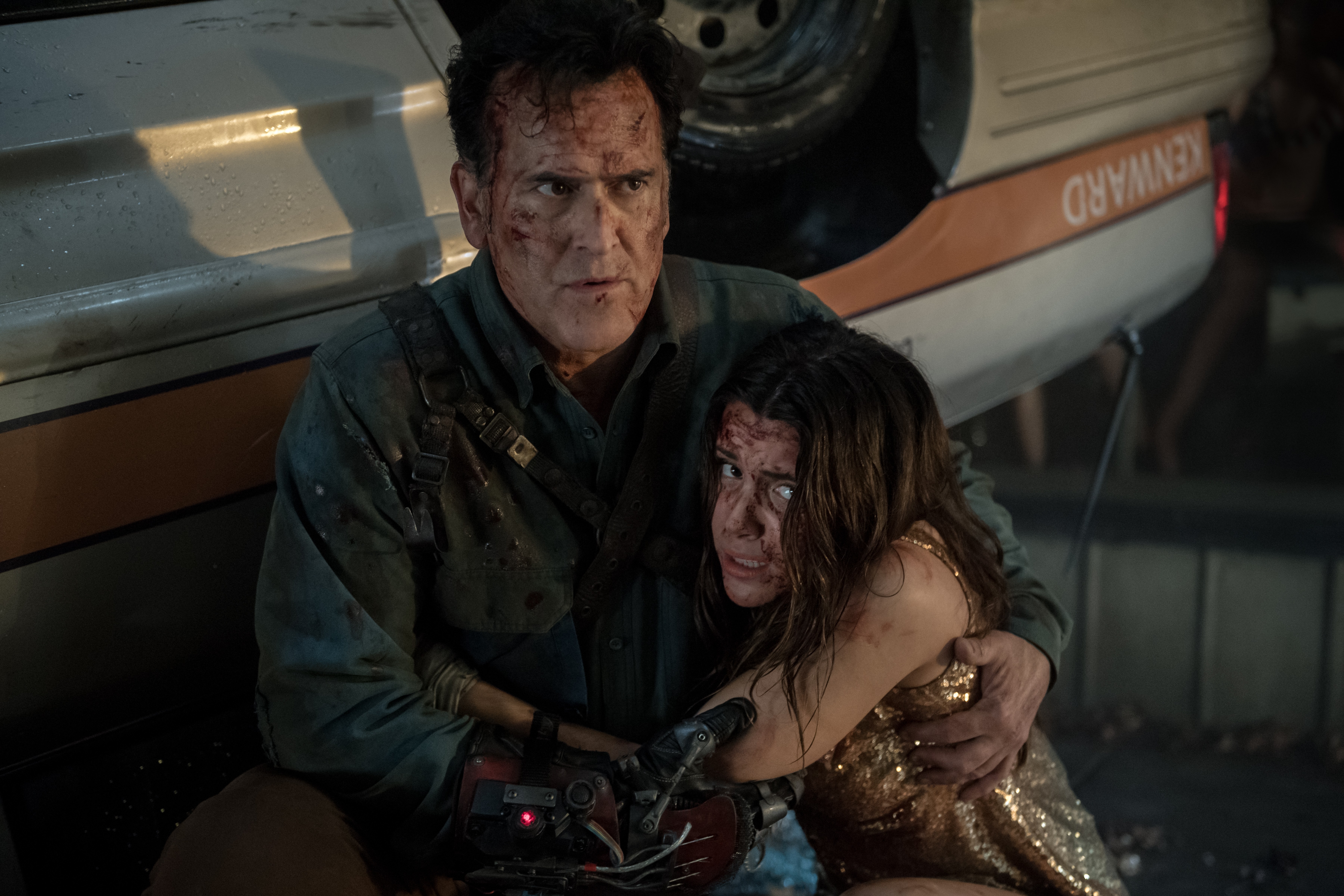 Bruce Campbell and Arielle Carver-O'Neill in Ash vs Evil Dead (2015)