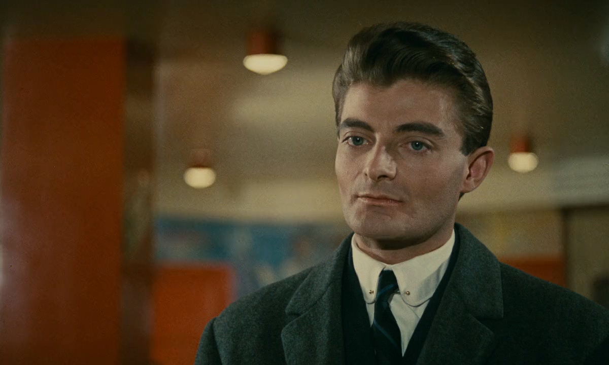 Philippe Laudenbach in Muriel (1963)