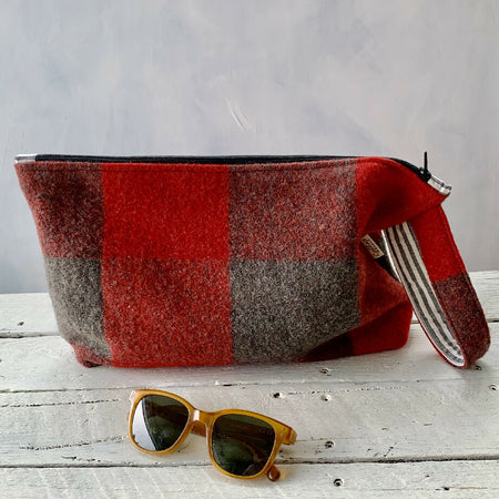 Upcycled Blanket Zipper bag / Clutch bag/ wool check bag / blanket bag / wool blanket