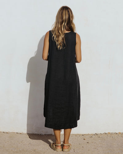 Royal TOSCANA linen dress in Black - MagicLinen