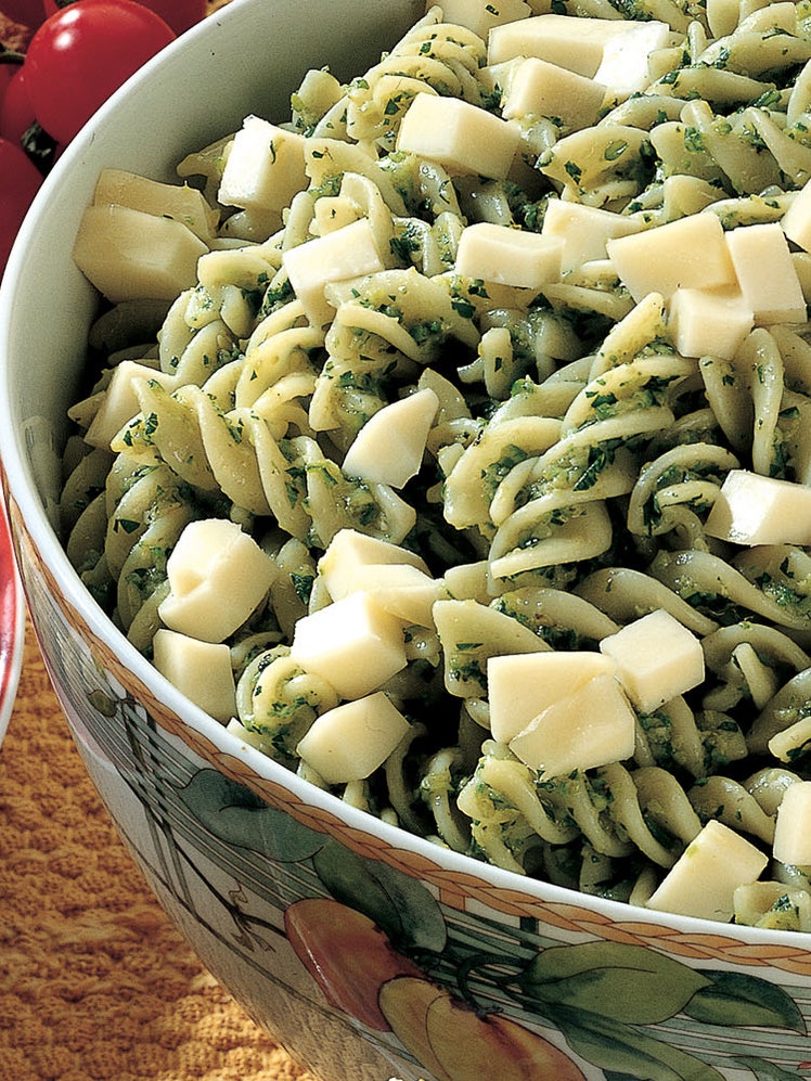 Fusilli con zucchine e scamorza