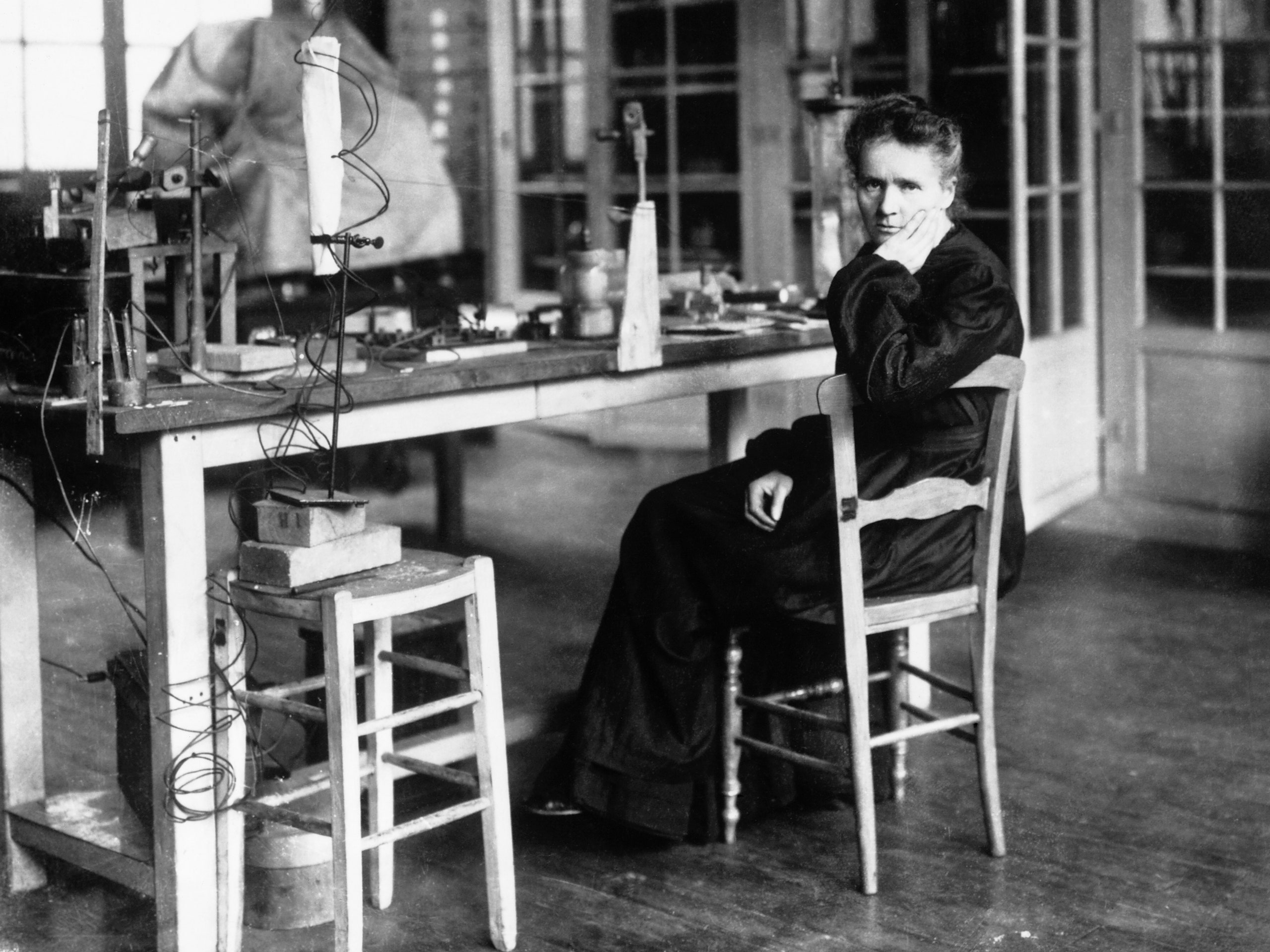 Esplorando l'invisibile: il nostro quiz su Marie Curie