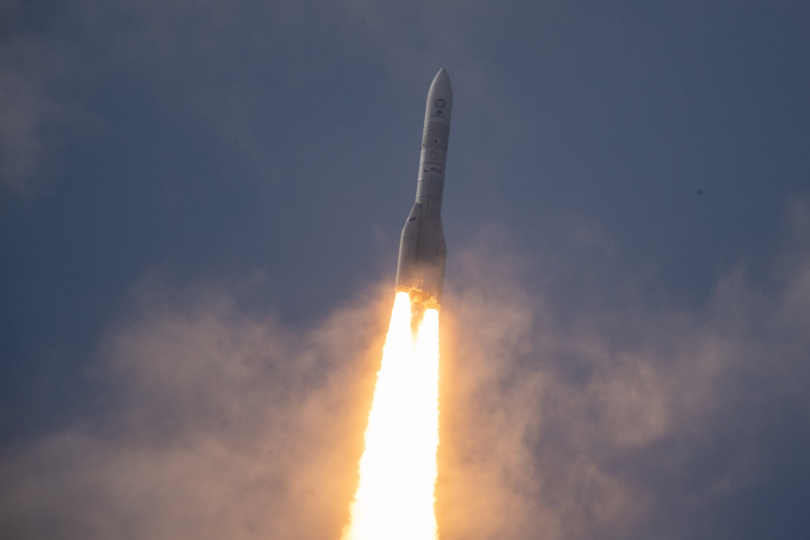 Ariane 6, il lancio oltre la crisi dello spazio europeo (e un successo parziale)