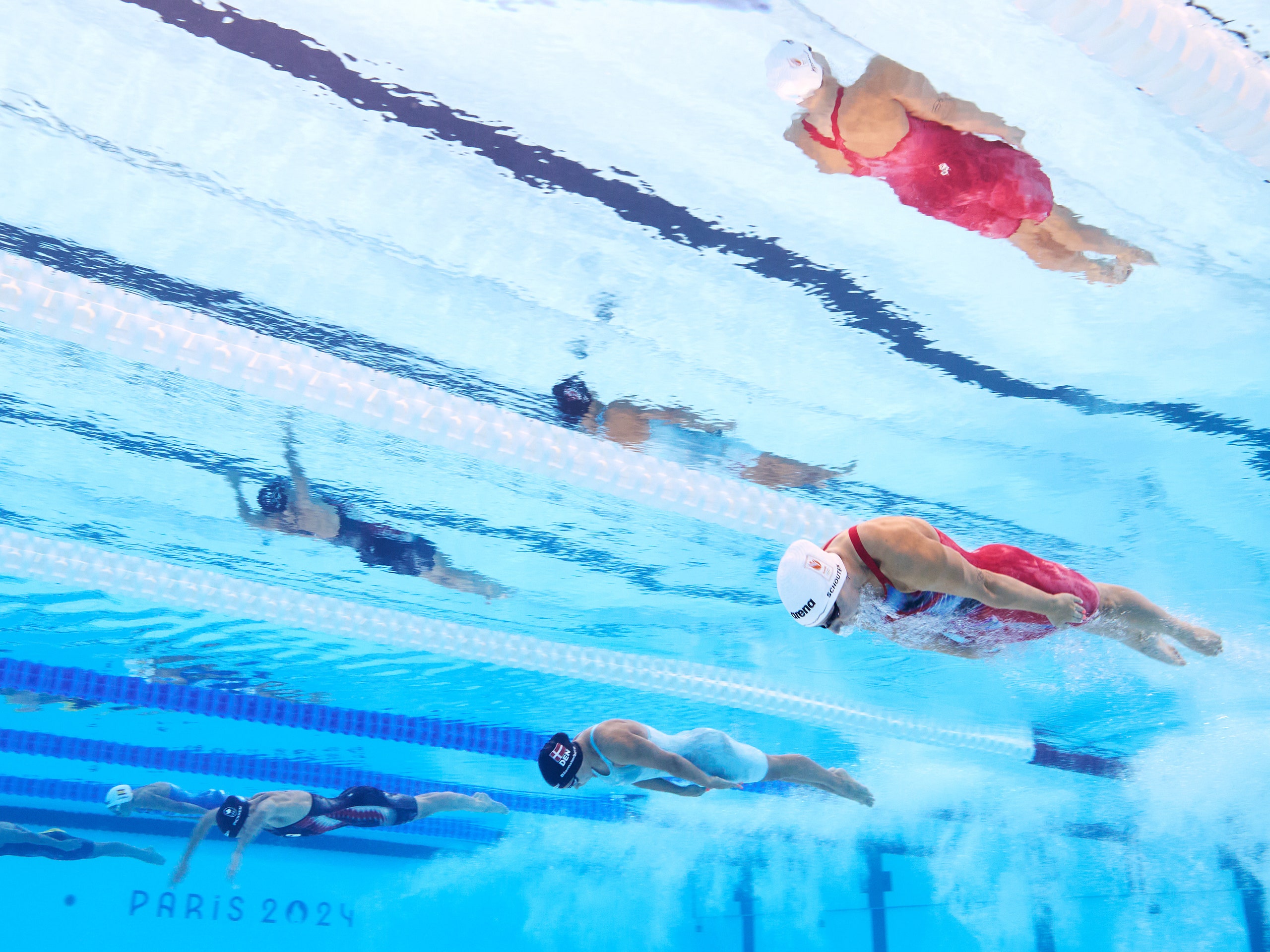 Perché la piscina Defense Arena delle Olimpiadi di Parigi è lenta?