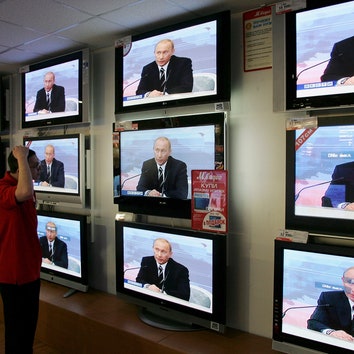 Il grande attacco informatico contro le tv della Russia nel giorno del compleanno di Putin