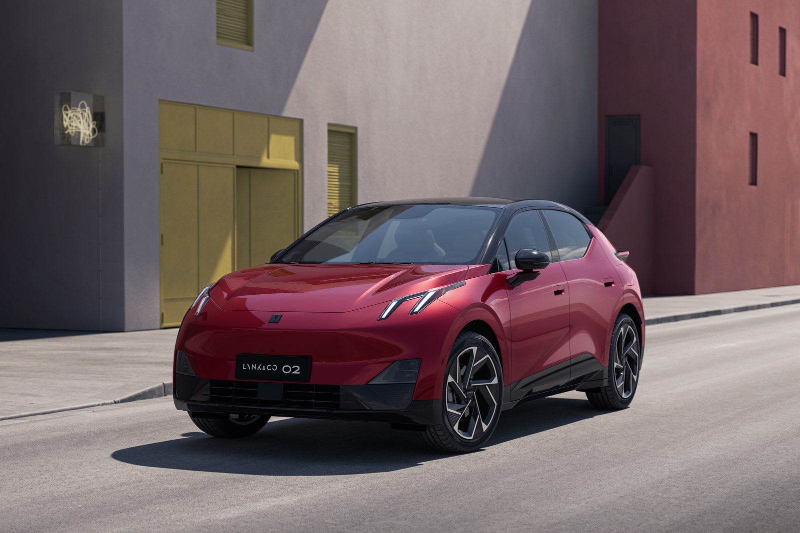 Lynk & Co 02, l'elettrica che si può anche noleggiare