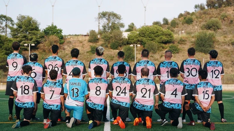 La prima squadra di calcio composta da giocatori transgender ha esordito in un campionato in Spagna