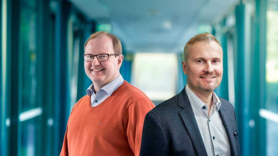 Professors Aarno Pärssinen and Mika Ylianttila from the University of Oulu have received significant international recognition.