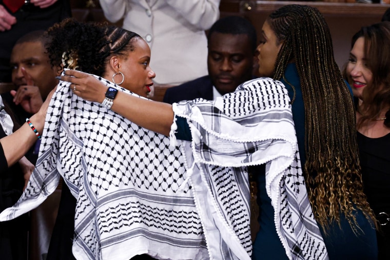 U.S. House Democrats with Palestinian keffiyehs