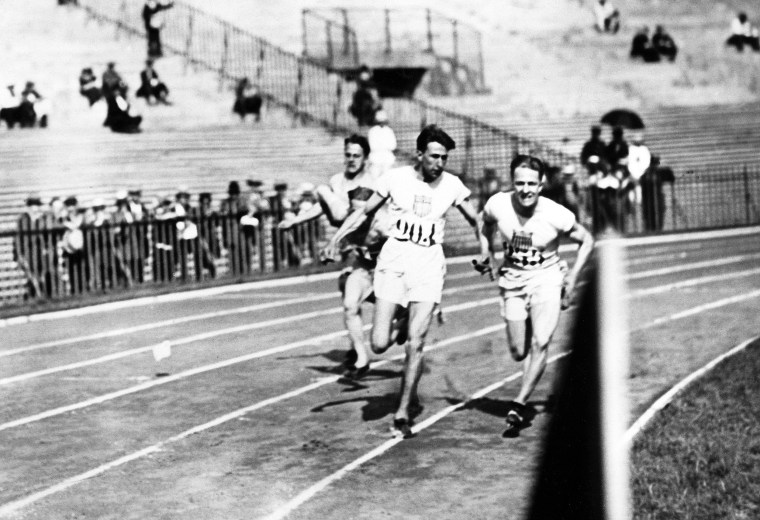 The U.S. Breaks Record In The 400 Meter Relay At The Paris 1924 Olympics.